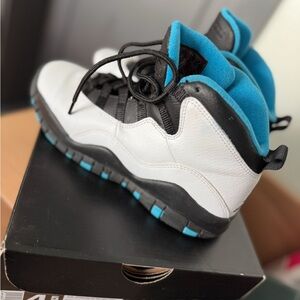 Kids authentic White and Blue Jordan retro 10